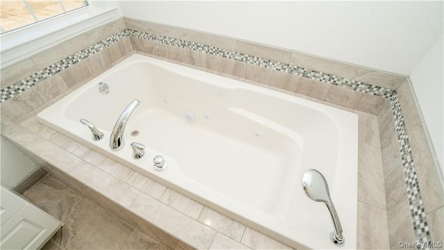 475 Dubois Road, Wallkill, NY 12589