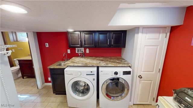 2330 Wyandotte Avenue, Cuyahoga Falls, OH 44223