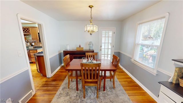 2330 Wyandotte Avenue, Cuyahoga Falls, OH 44223