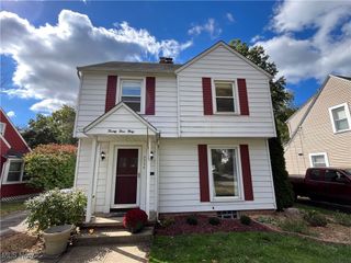2330 Wyandotte Avenue, Cuyahoga Falls, OH 44223