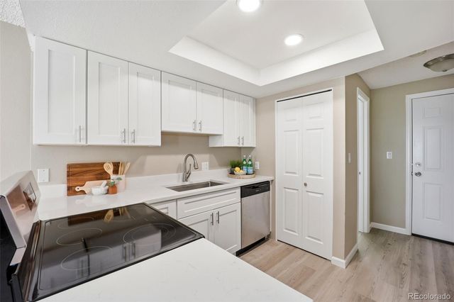 3085 S Macon Circle, Aurora, CO 80014