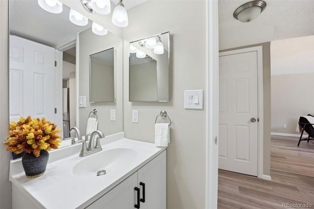 3085 S Macon Circle, Aurora, CO 80014