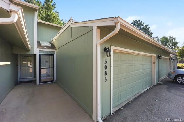 3085 S Macon Circle, Aurora, CO 80014