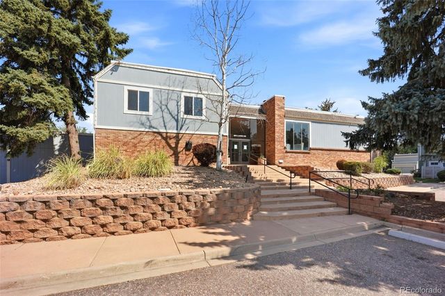 3085 S Macon Circle, Aurora, CO 80014