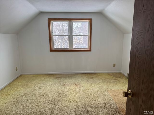 210 Wilmont Road, Camillus, NY 13219