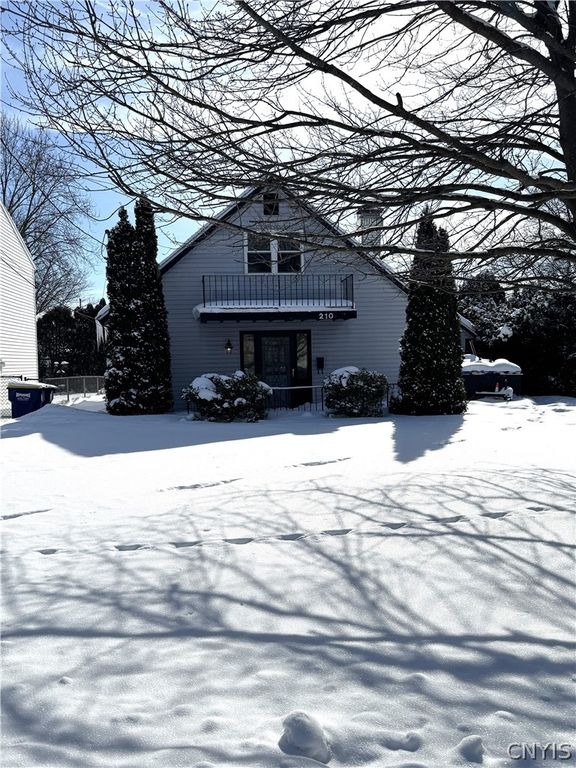 210 Wilmont Road, Camillus, NY 13219