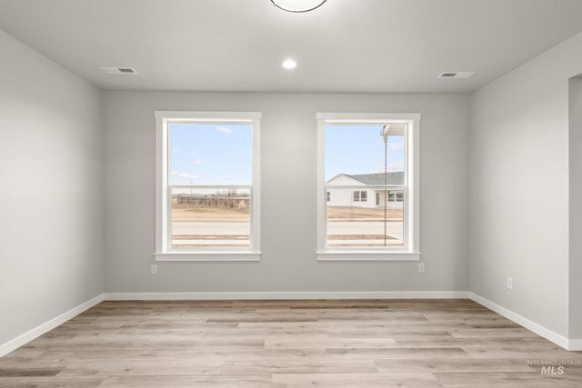 4227 E Rincon Dr, Meridian, ID 83642