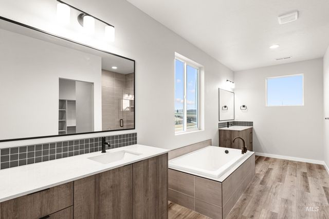 4227 E Rincon Dr, Meridian, ID 83642