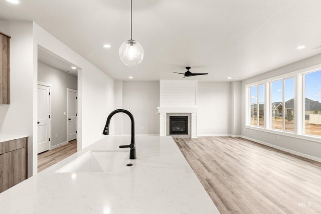 4227 E Rincon Dr, Meridian, ID 83642