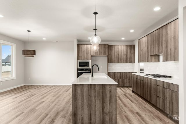 4227 E Rincon Dr, Meridian, ID 83642