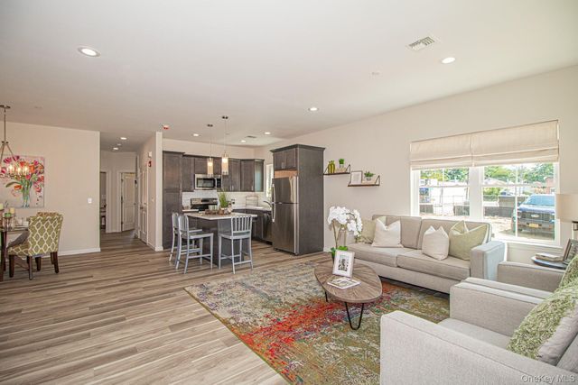 201 Ashley Court, North Babylon, NY 11703