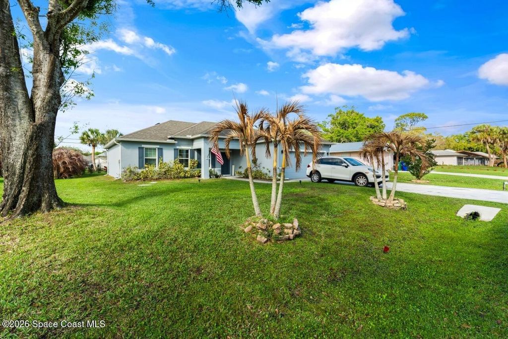 1343 Damask Lane, Sebastian, FL 32958