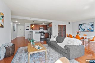 700 Grove Street 2P, Jersey City, NJ 07310