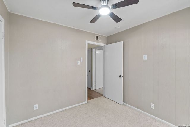 8702 Village Dr Apt 302, San Antonio, TX 78217