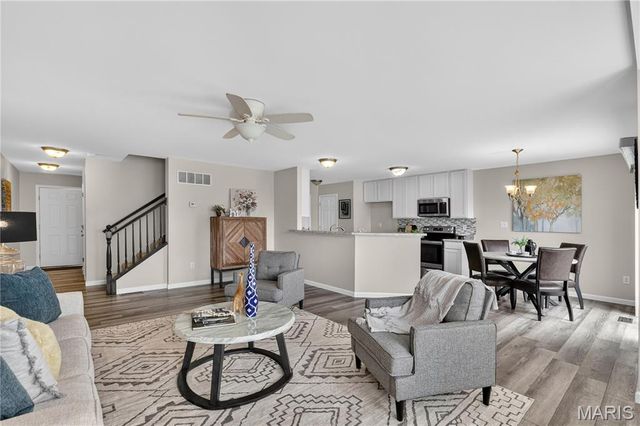 3344 Charlestowne Crossing Drive, St Charles, MO 63301