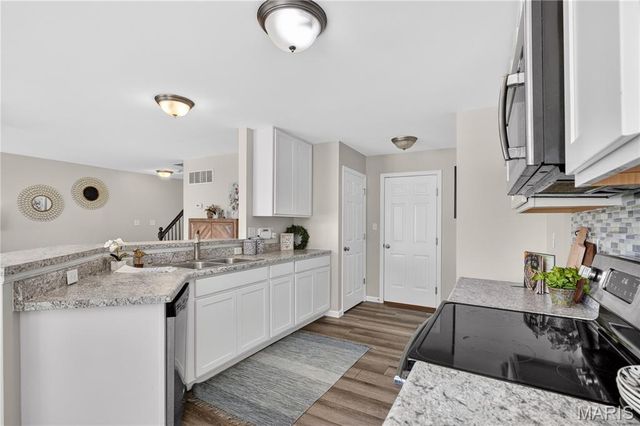 3344 Charlestowne Crossing Drive, St Charles, MO 63301
