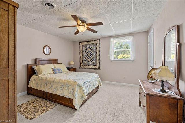 786 Central Road, Clemmons, NC 27012