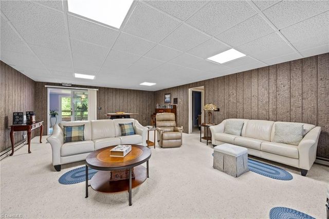 786 Central Road, Clemmons, NC 27012