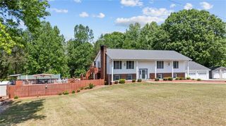 786 Central Road, Clemmons, NC 27012