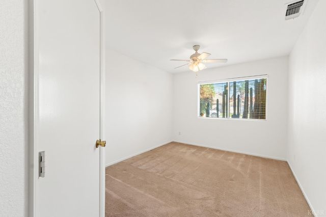 2440 Ashwood Court, Hanford, CA 93230