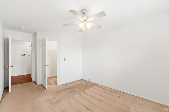 2440 Ashwood Court, Hanford, CA 93230