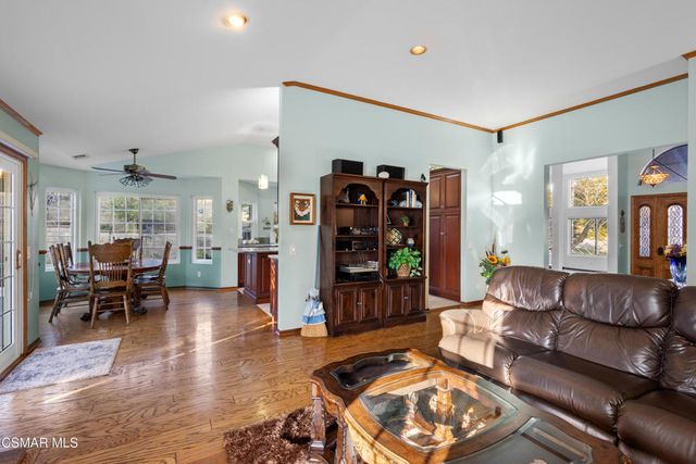 1399 N Lafitte Drive, Oak Park, CA 91377