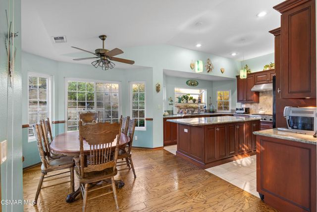 1399 N Lafitte Drive, Oak Park, CA 91377