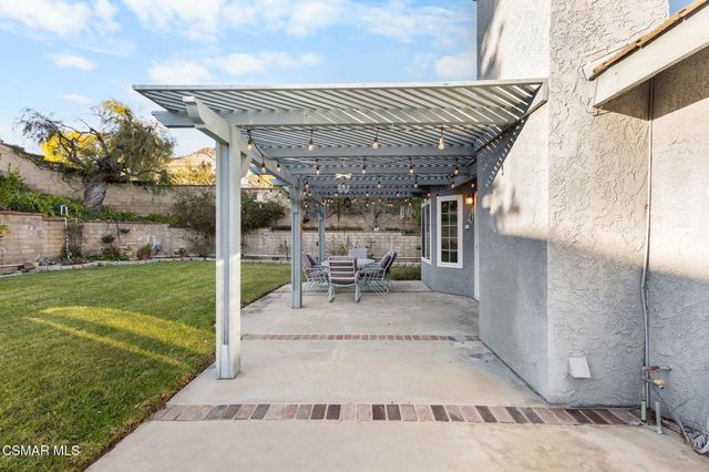 1399 N Lafitte Drive, Oak Park, CA 91377