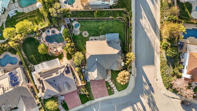 1399 N Lafitte Drive, Oak Park, CA 91377
