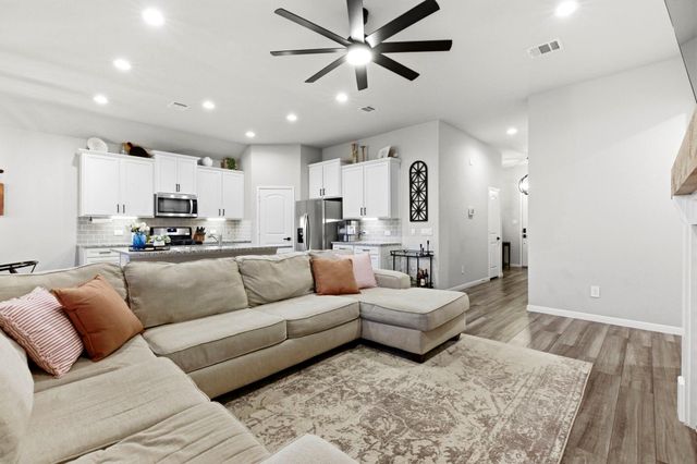 1140 Courteous Creek Drive, Montgomery, TX 77316