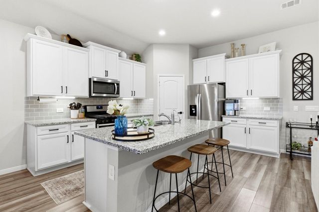 1140 Courteous Creek Drive, Montgomery, TX 77316