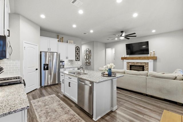 1140 Courteous Creek Drive, Montgomery, TX 77316