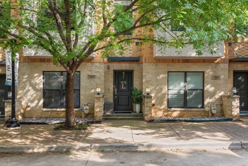 632 E Bluff Street, Fort Worth, TX 76102
