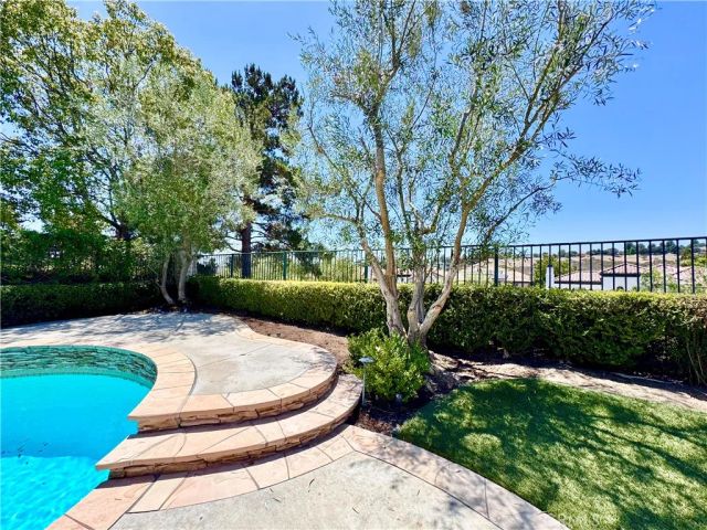 5 Golden Bear Court, Coto De Caza, CA 92679