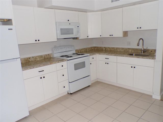 1258 BARBARA DRIVE 106, Venice, FL 34285