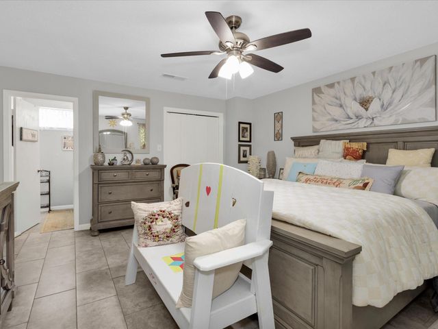 1706 Bodart Court, Houston, TX 77090