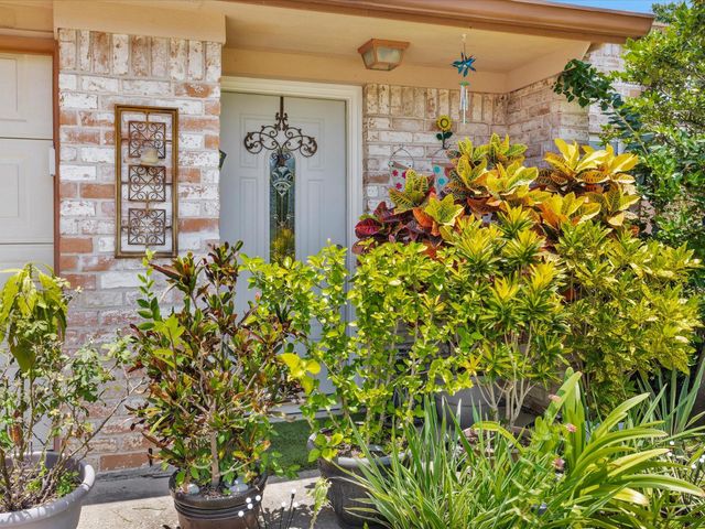 1706 Bodart Court, Houston, TX 77090