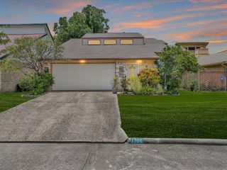 1706 Bodart Court, Houston, TX 77090