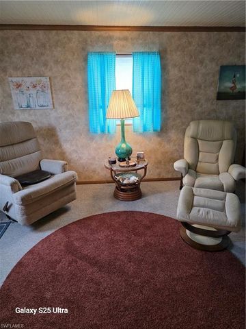 8 Kelp ST, Alva, FL 33920