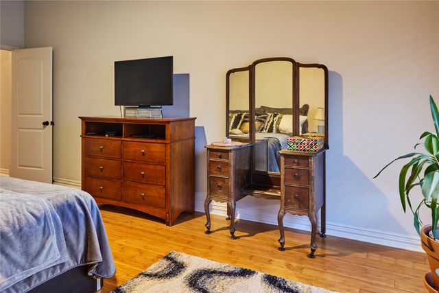 1004 Vintage Avenue, Gainesville, TX 76240