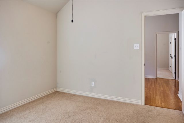 1004 Vintage Avenue, Gainesville, TX 76240