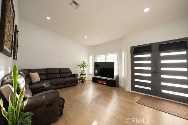 47922 85th St W, Lancaster, CA 93536