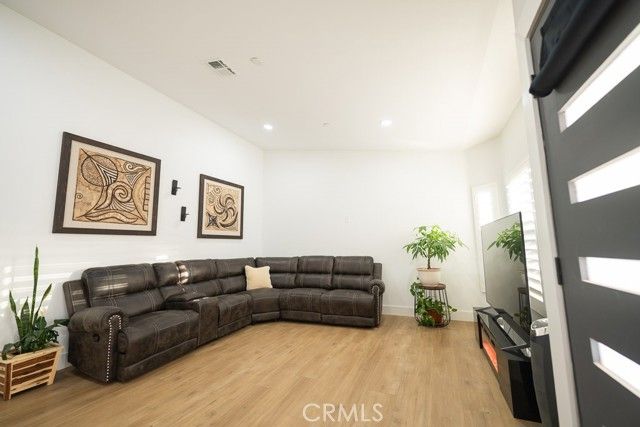 47922 85th St W, Lancaster, CA 93536