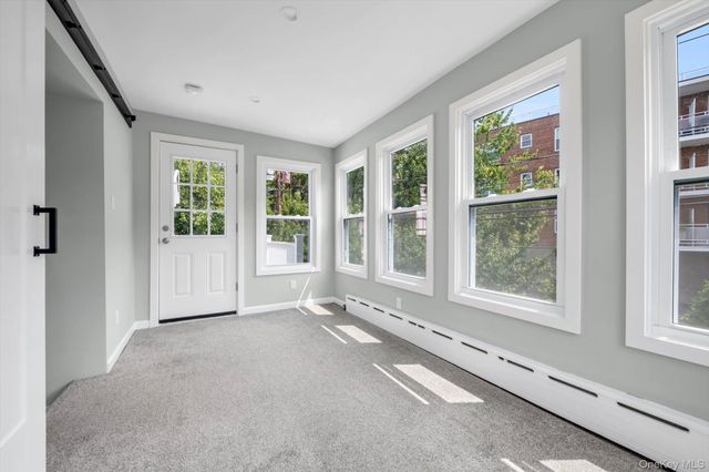 33 Central Drive 2, Port Washington, NY 11050