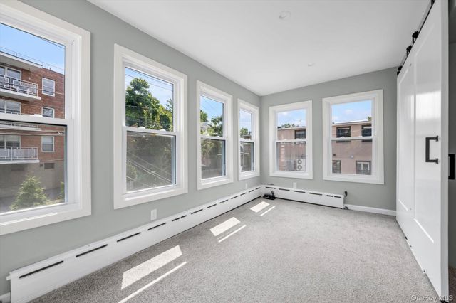 33 Central Drive 2, Port Washington, NY 11050