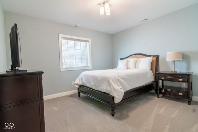 517 Elliot Creek Drive, Carmel, IN 46032