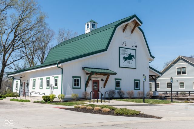 517 Elliot Creek Drive, Carmel, IN 46032