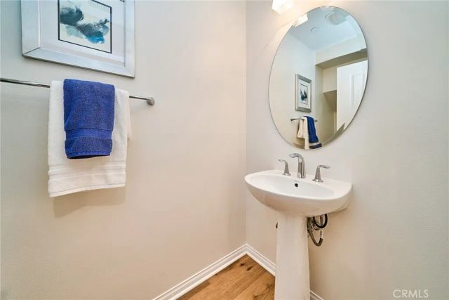 121 Baritone, Irvine, CA 92620