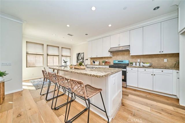 121 Baritone, Irvine, CA 92620