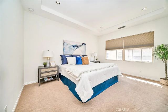 121 Baritone, Irvine, CA 92620